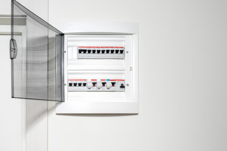 Comment réussir votre rénovation électrique à Bischwiller ?